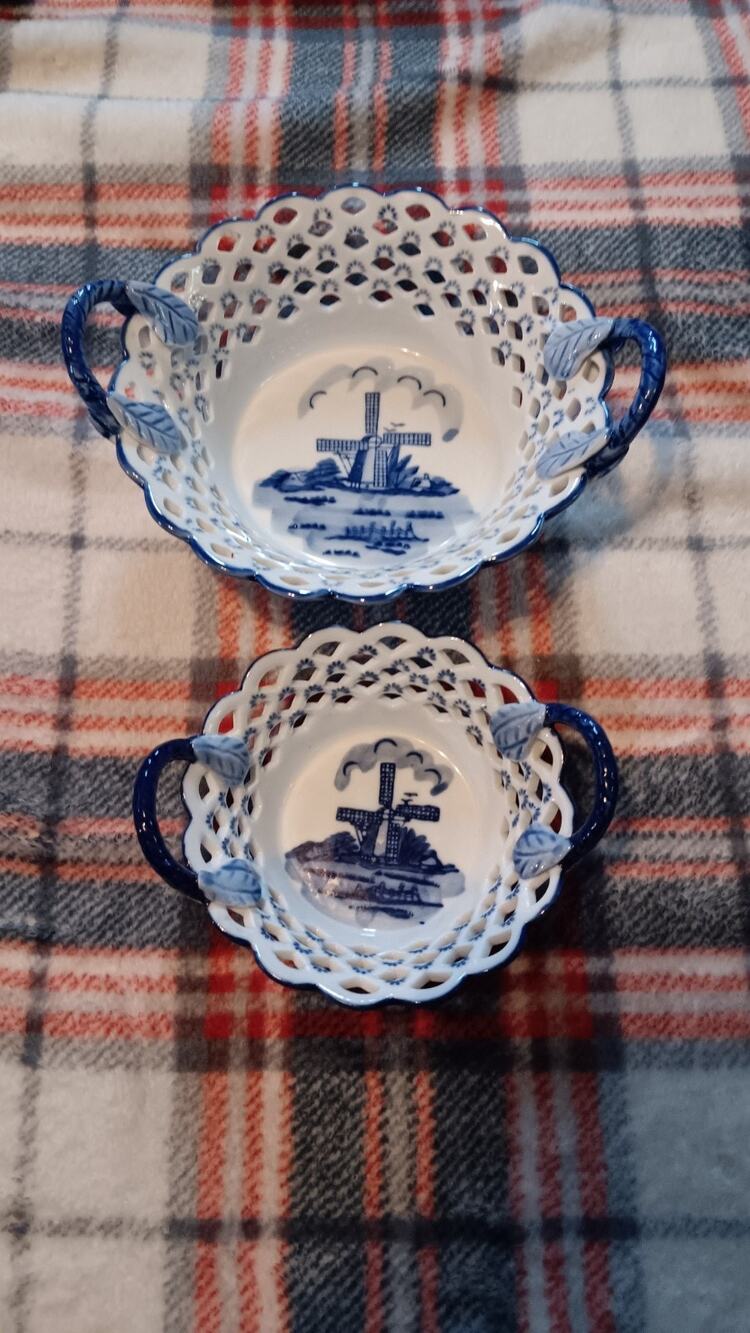 Lot Of 2 Delft Blue Pierced Lattice Trinket Dish, Holland, Windmill Handpainted